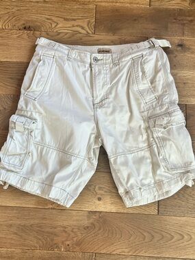 Tommy Bahama Men’s 34 Cream Cargo Shorts Vintage 90’s Relaxed Fit College Casual